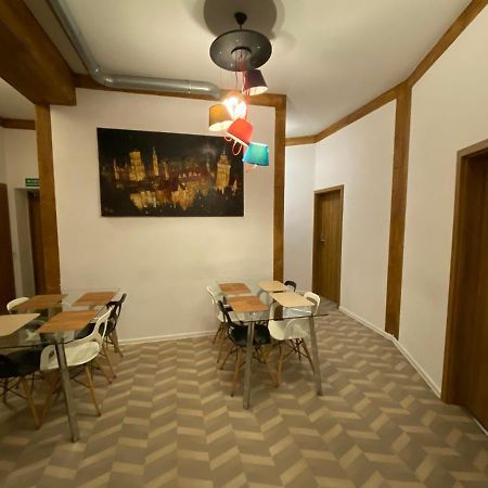 Grand Guesthouse Apartament 格但斯克 外观 照片
