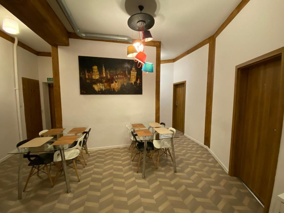 Grand Guesthouse Apartament 格但斯克 外观 照片