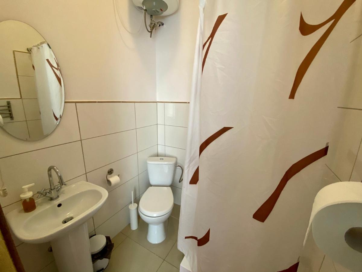 Grand Guesthouse Apartament 格但斯克 外观 照片